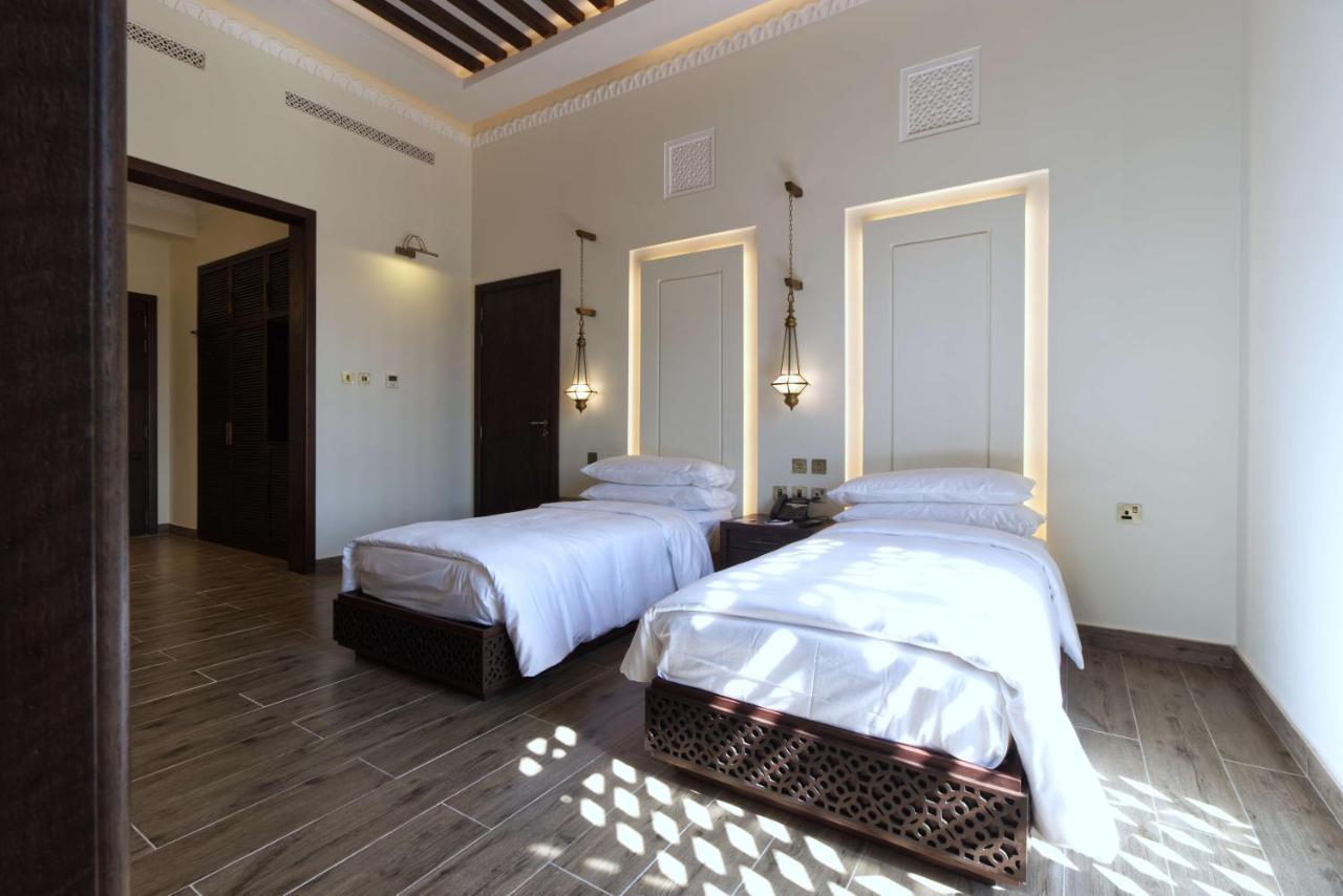Al Badayer Retreat By Sharjah Collection Hotell Margham Exteriör bild A bedroom at the hotel