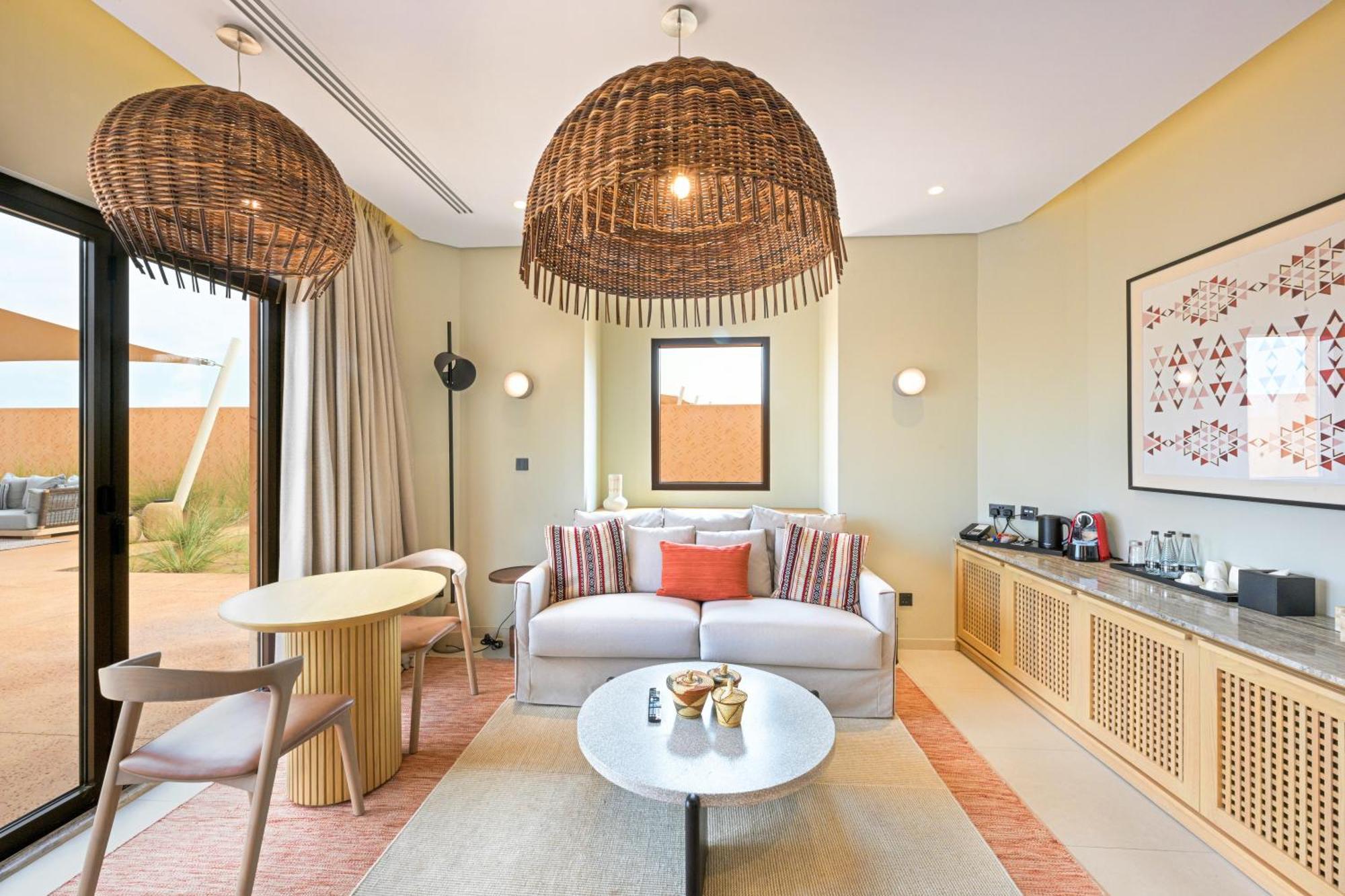 Al Badayer Retreat By Sharjah Collection Hotell Margham Exteriör bild A living room at the hotel
