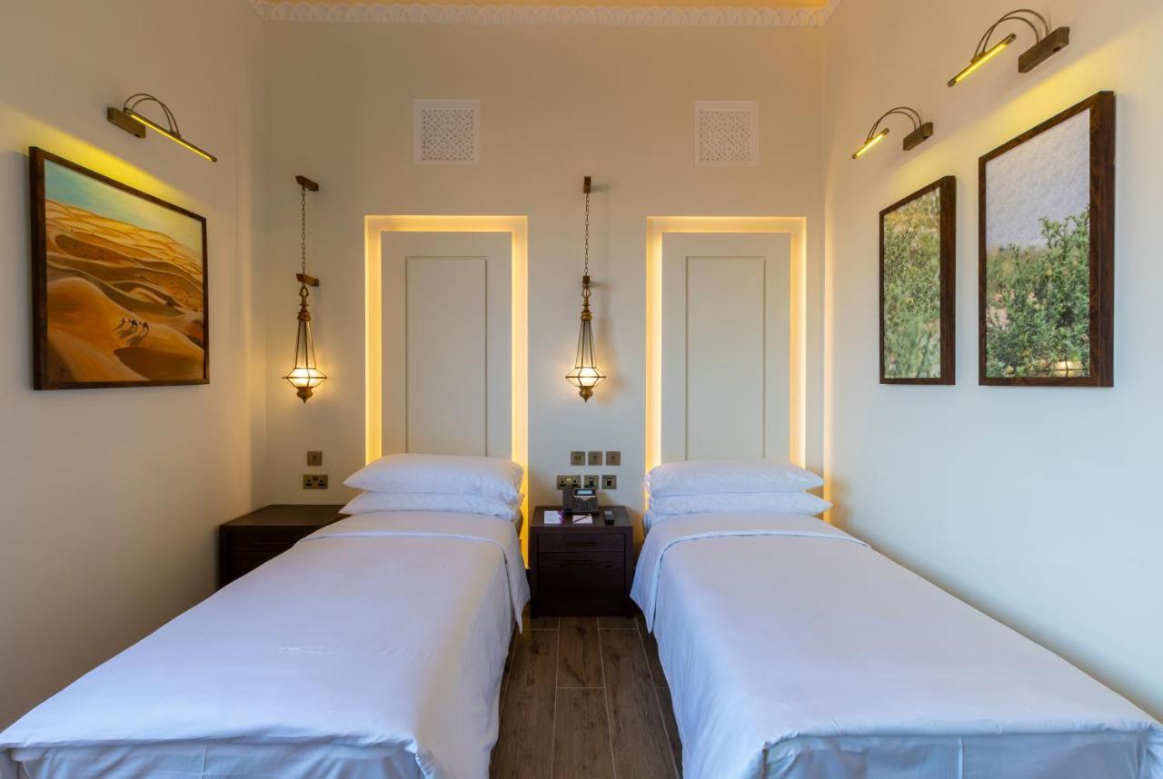 Al Badayer Retreat By Sharjah Collection Hotell Margham Exteriör bild Deluxe Room